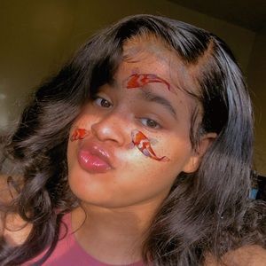 Meet your Posher, Kim